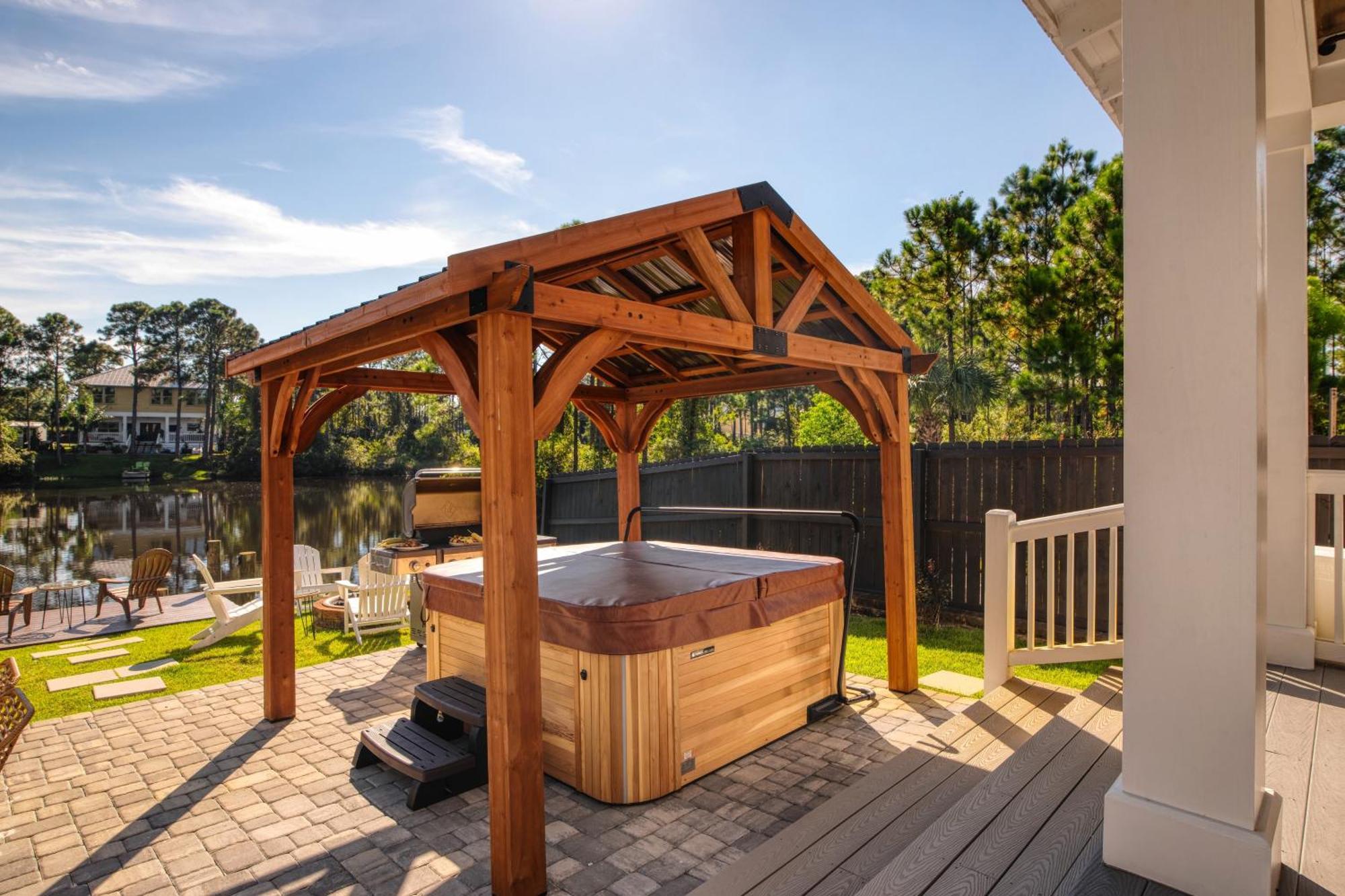 Edgewater By Avantstay Gorgeous Character Lakefront Home W Private Dock Destin Buitenkant foto